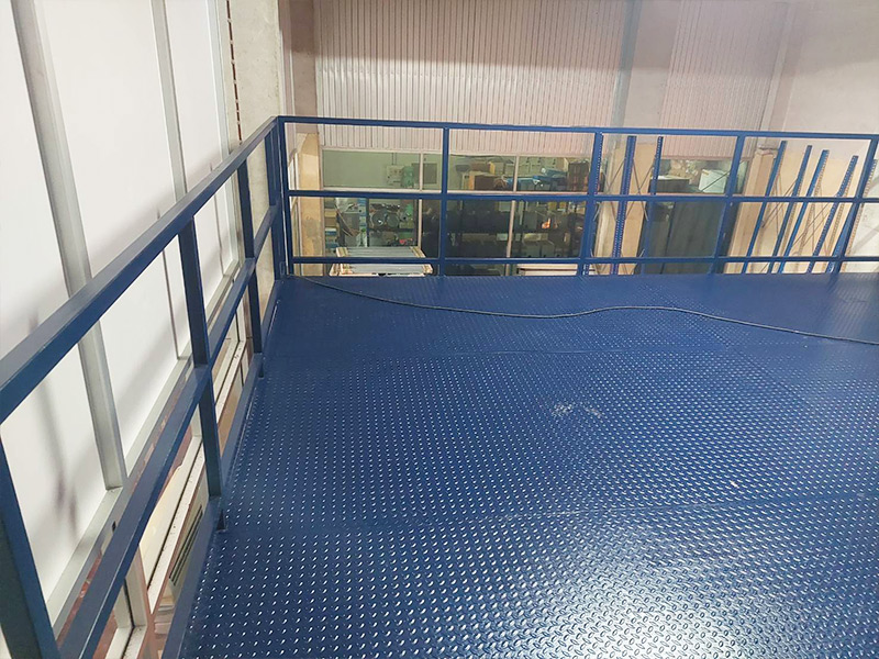 รับผลิตชั้นลอยน็อคดาวน์ Mezzanine floor